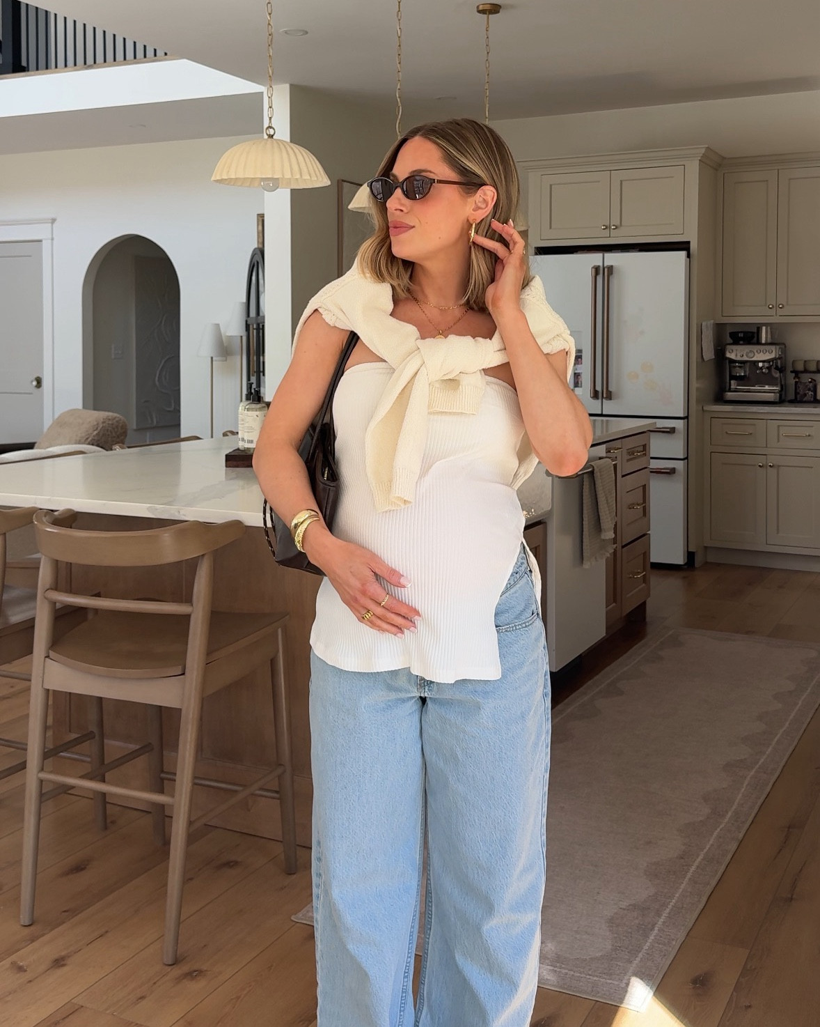 Loving this bump friendly non-maternity look! Makes me feel put together to run errands with the kids! ✨

#oldnavy #abercrombie #momlife #maternity #bumpfashion #springlook

#LTKSeasonal #LTKmomlife #LTKActive