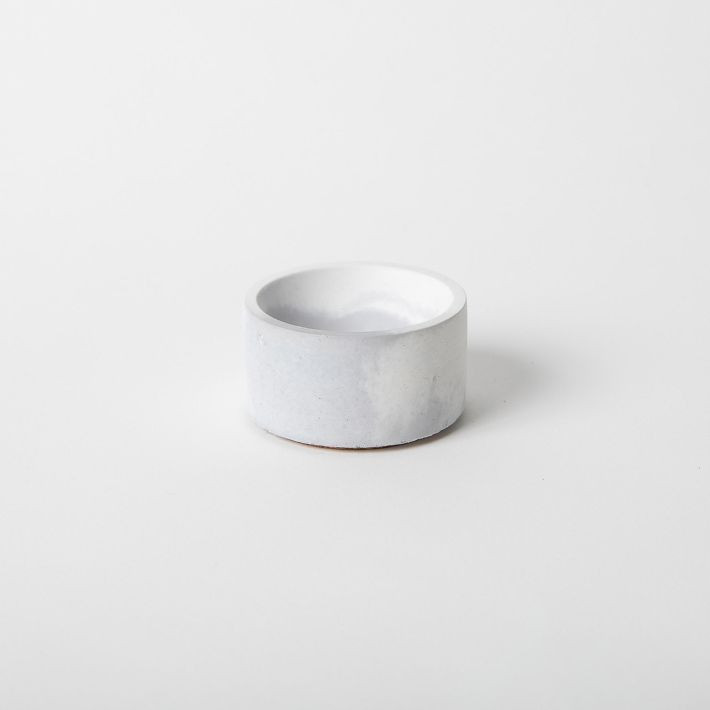 Pretti.Cool Round Incense Holder | West Elm (US)