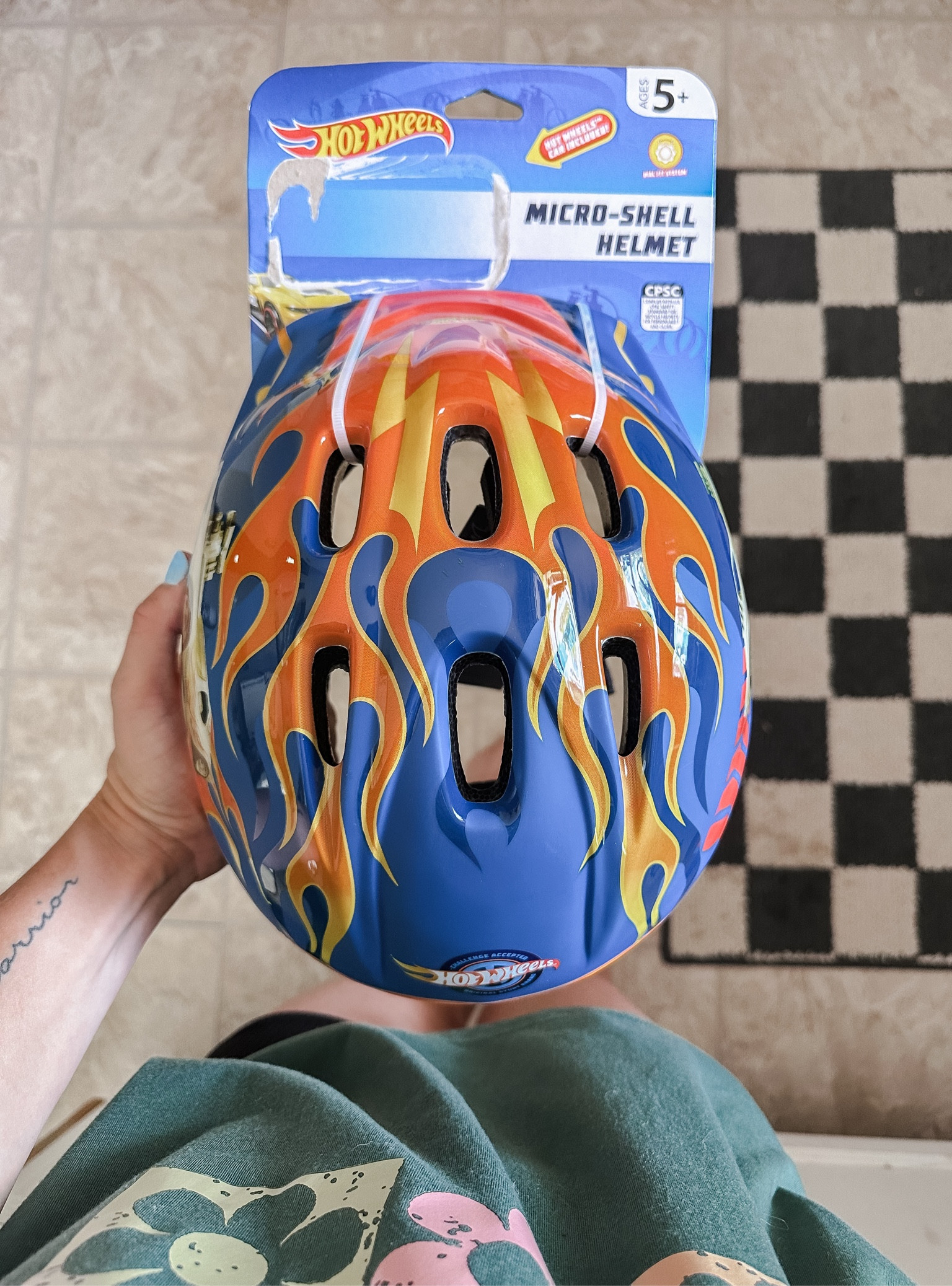 The perfect helmet for those littles who love Hot Wheels! 🏎️🔥

#LTKFamily #LTKFitness #LTKKids