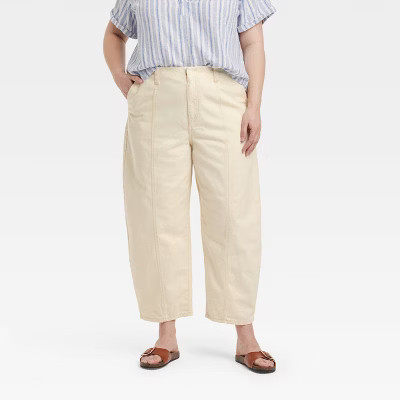 Women's Mid-Rise Barrel Leg Ankle Jeans - Universal Thread™ Cream 6: Relaxed Fit, 26" Inseam | Target