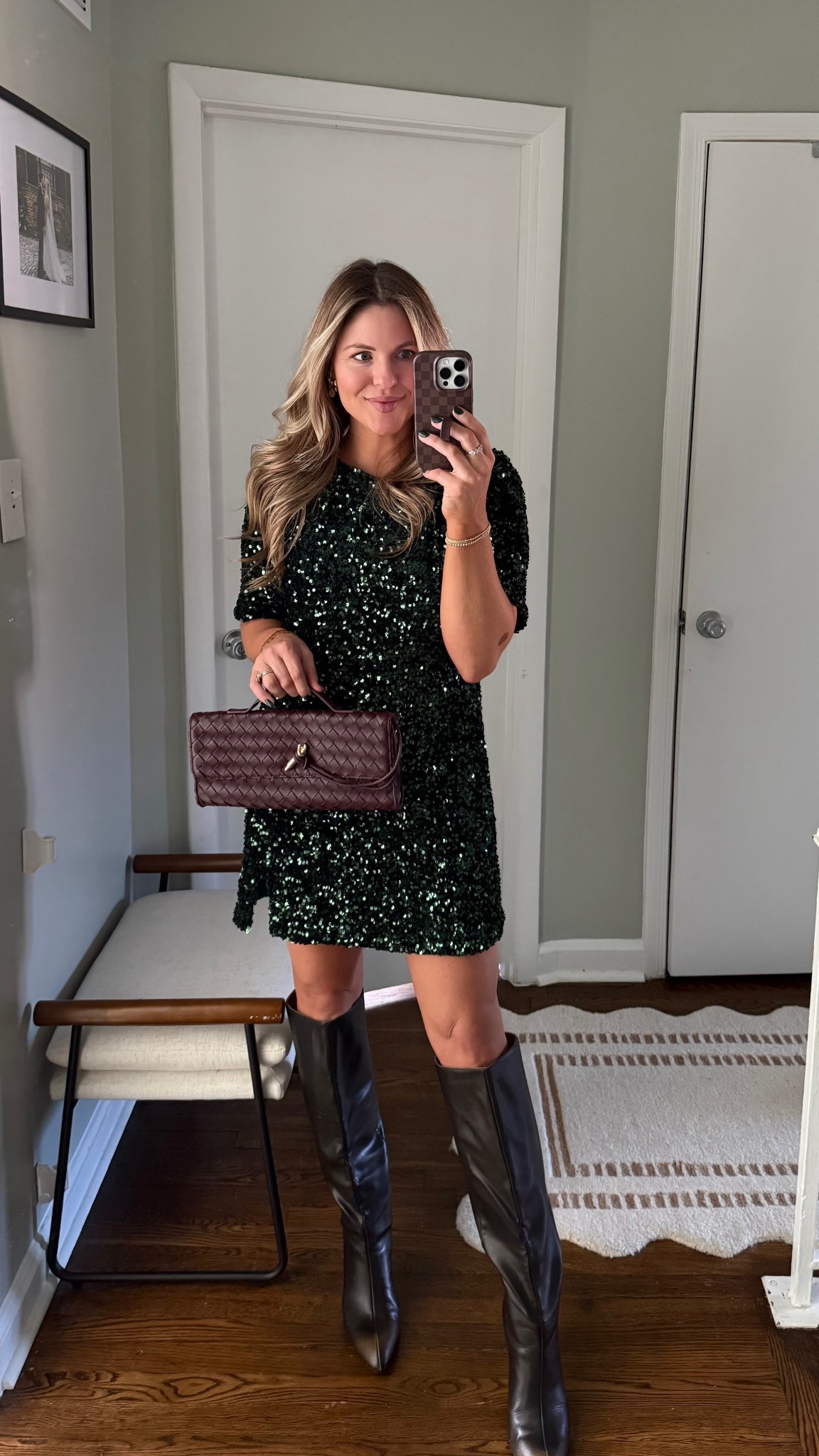 Christmas Eve outfit!

Sequin dress, brown boots + burgundy clutch 

#LTKHoliday #LTKGiftGuide #LTKmomlife