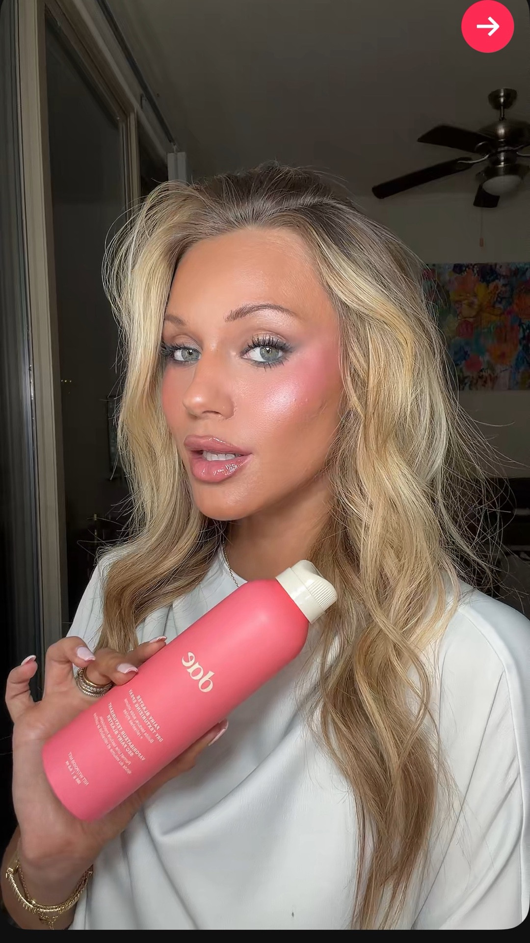 the texture spray that leaves your hair smelling DELISH>>>

#LTKgrwm #LTKValentine #LTKBeauty