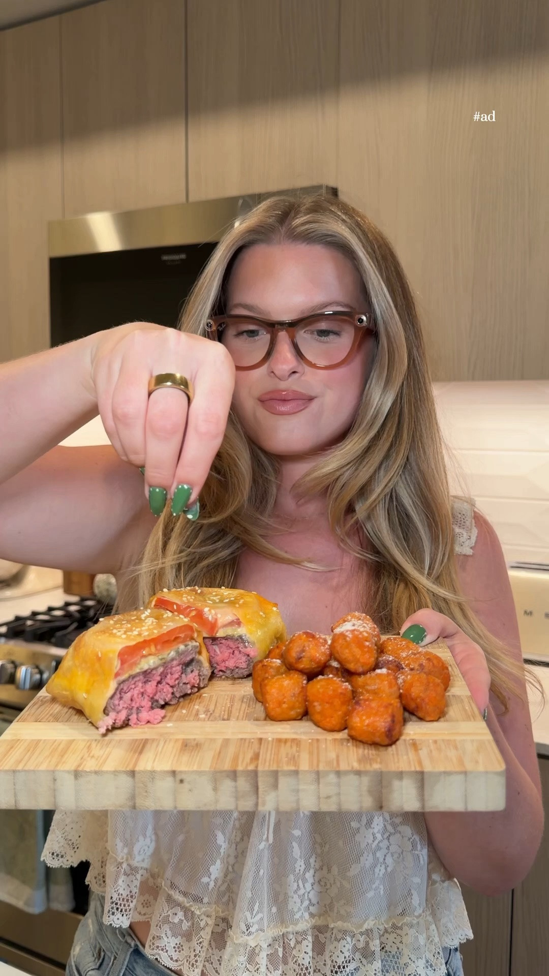 #ad crispy burgers comin right up 🍔may be a new staple in this house. insaaaane macros and tastes just like the drive thru !! so happy i had my @raybanmeta glasses to record these clips bc it got a lilllll messy !! get yours at @target 🫶🏼 #TargetPartner #TargetStyle #RayBanMeta