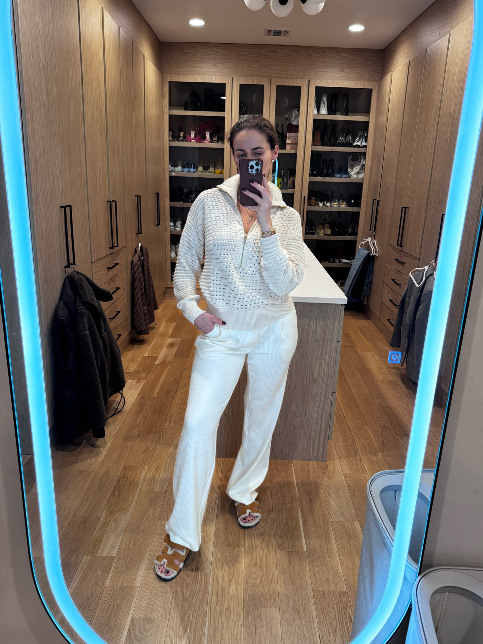 Winter whites

#LTKTravel #LTKWorkwear #LTKStyleTip