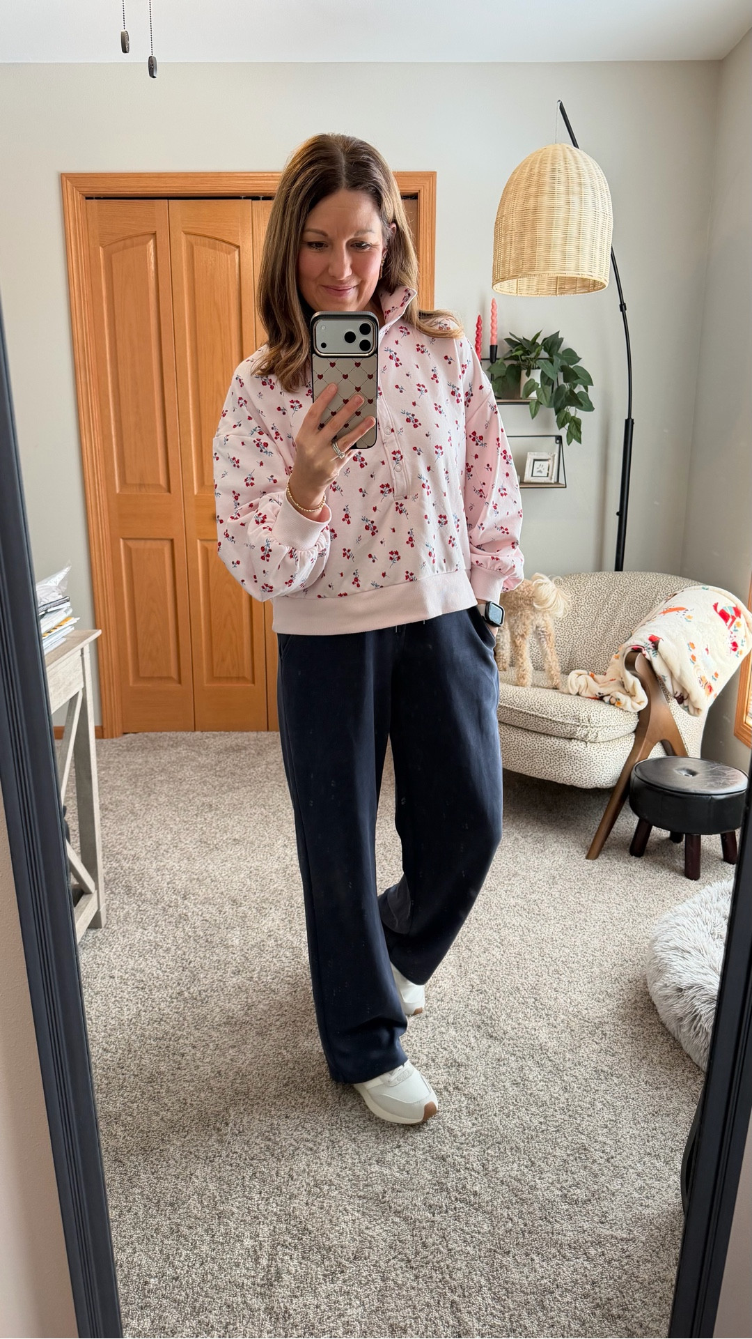 Looking for the perfect neutral tennis shoe? I’ve got you! Check out these New Balance tennies I just received from DSW! 

Fit tip - wearing in my true size 

DSW | LTKshoelove | New Balance 

#LTKOver40 #LTKActive