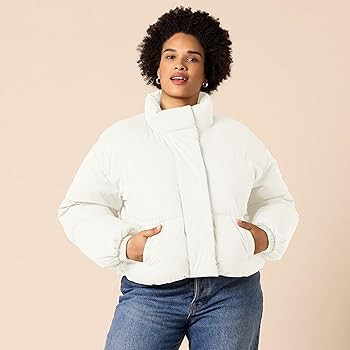 Amazon Essentials Womens Cropped Full-Zip Puffer Jacket (Quilted Matte or Sherpa Fleece) | Amazon (US)