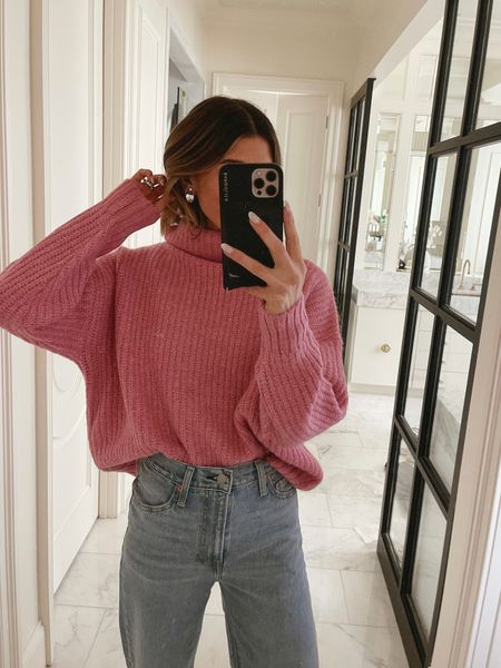 Valentine's Day outfit ideas wearing size small in my sweater. Jeans fit tts wearing size 26