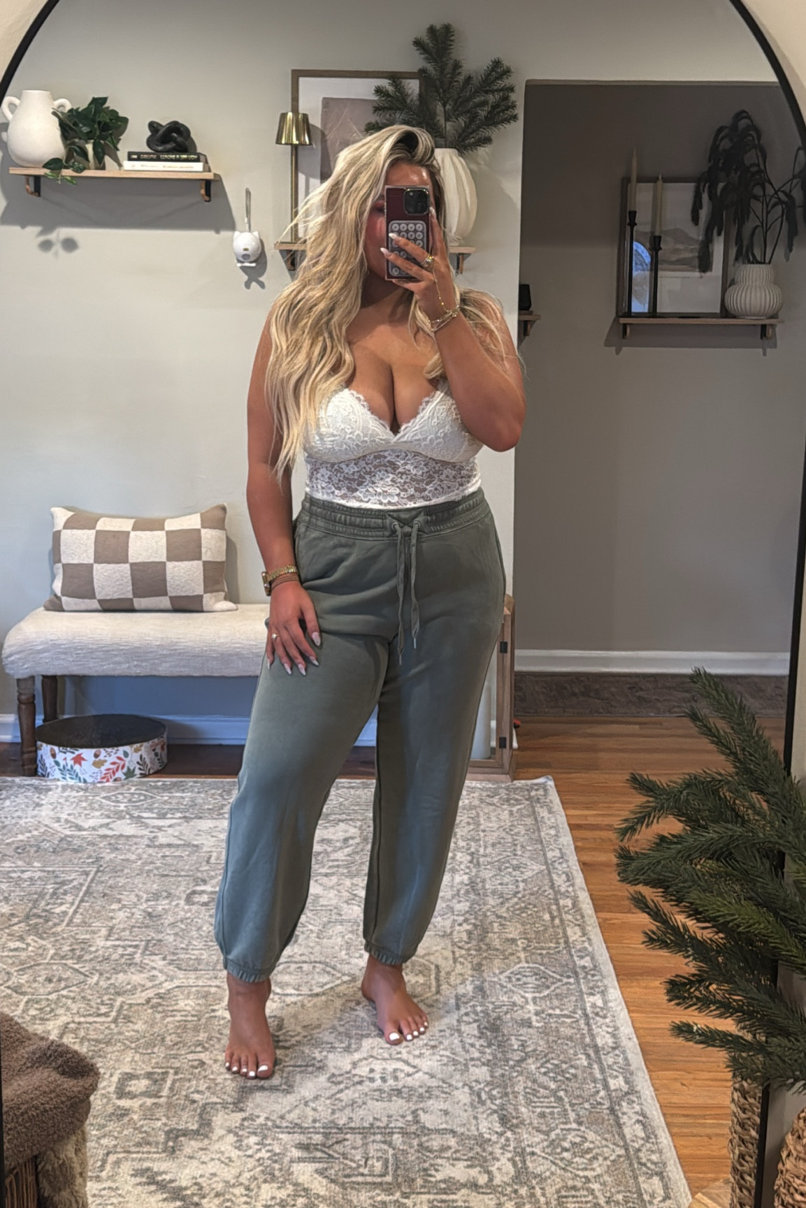 Aerie sale outfit!!

My fav bra top (size XL)
Lightweight sweat jogger (size XL)

#aerie #aeriesale #midsize #midsizestyle #sweats #comfy

#LTKMidsize #LTKSaleAlert #LTKFindsUnder50