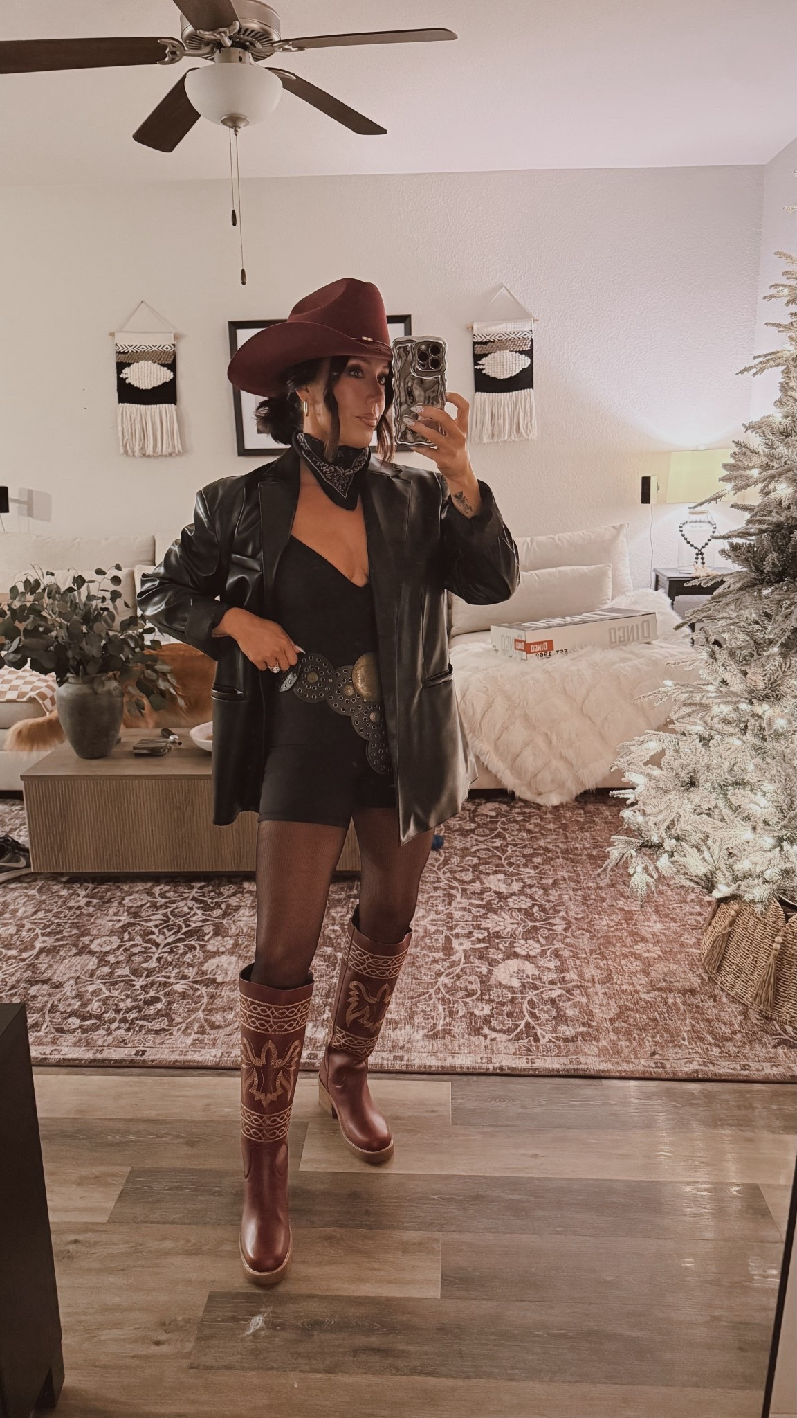 Dingo Event in Dingo + Gigipip 

Use code MYSTYLEDMUSE for 15% off at Dingo!! 👏🏽👏🏽

#LTKSeasonal #LTKOver40 #LTKGiftGuide