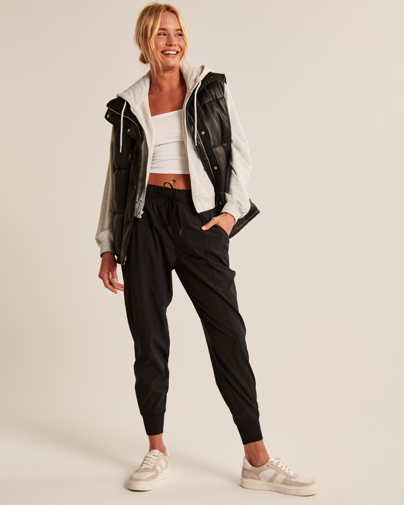 Vegan Leather Duvet Puffer Vest | Abercrombie & Fitch (US)