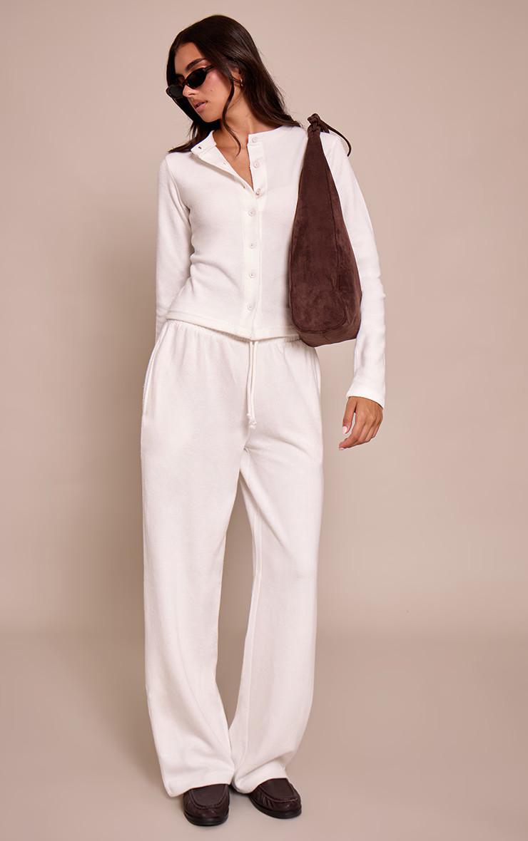 Cream Soft Touch Wide Leg Jogger | PrettyLittleThing UK