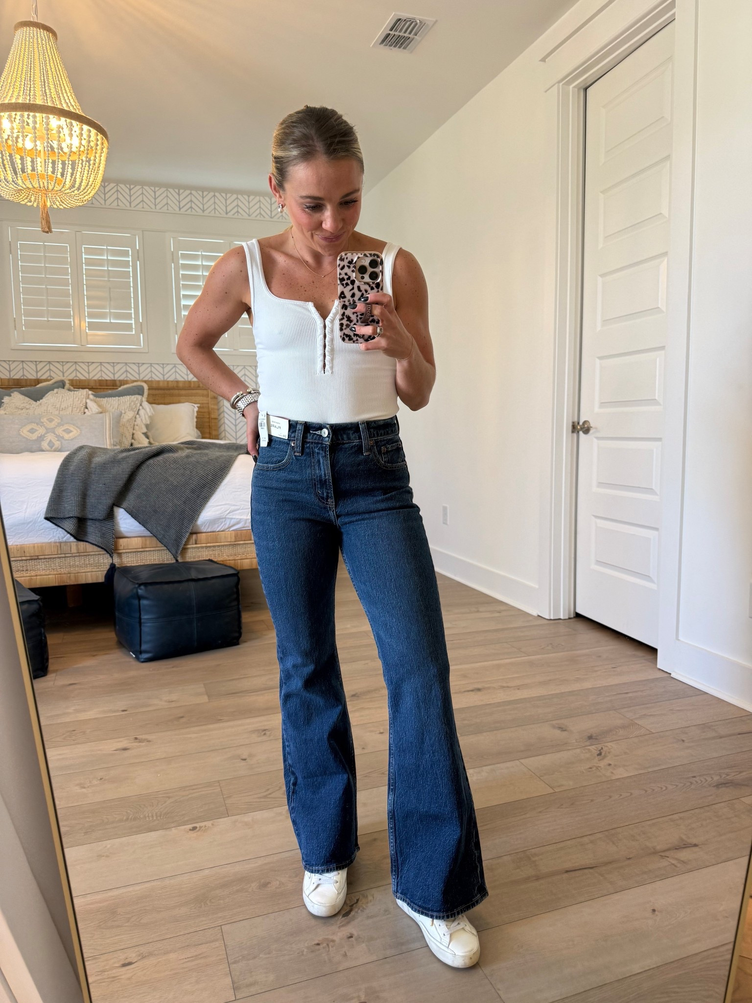 High rise flare jean from Abercrombie! Short style of course with being 4”11!