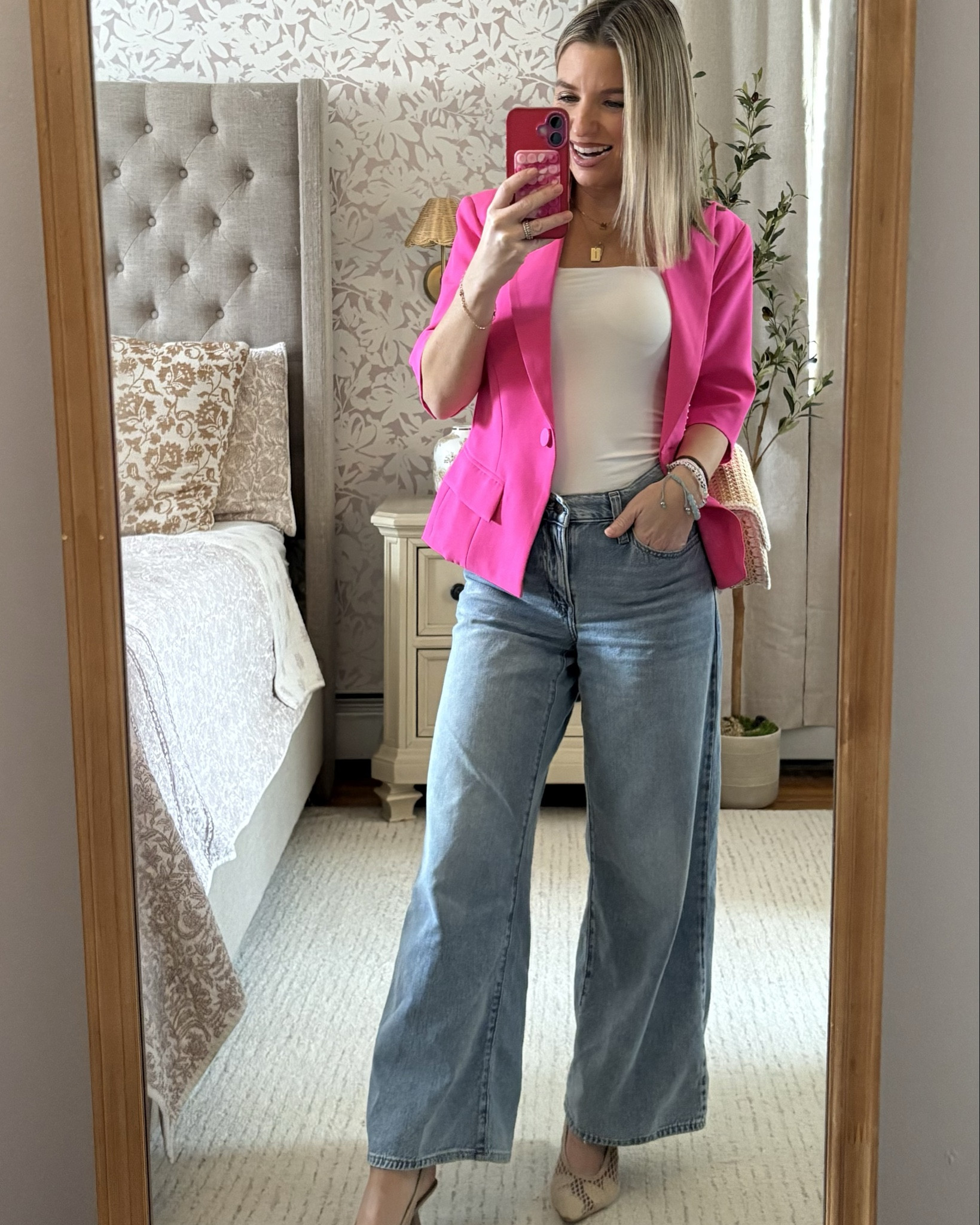 Blazer is 40% off right now!!!

#LTKootd #LTKPetite #LTKSaleAlert