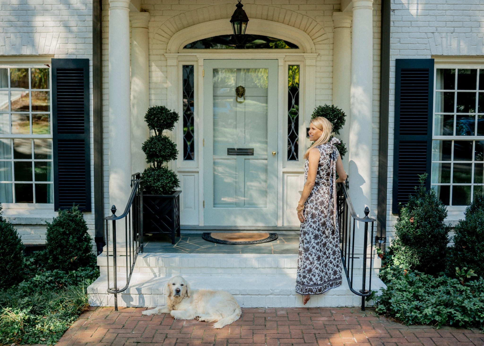 Perfectly tailored, perfectly southern 

The maxi style dress hits in all the right places and the pattern and chocolate color is beautiful! Style it with fall boots or heels and a cashmere wrap for a more formal holiday look ✨

#LTKParties #LTKHoliday #LTKStyleTip
