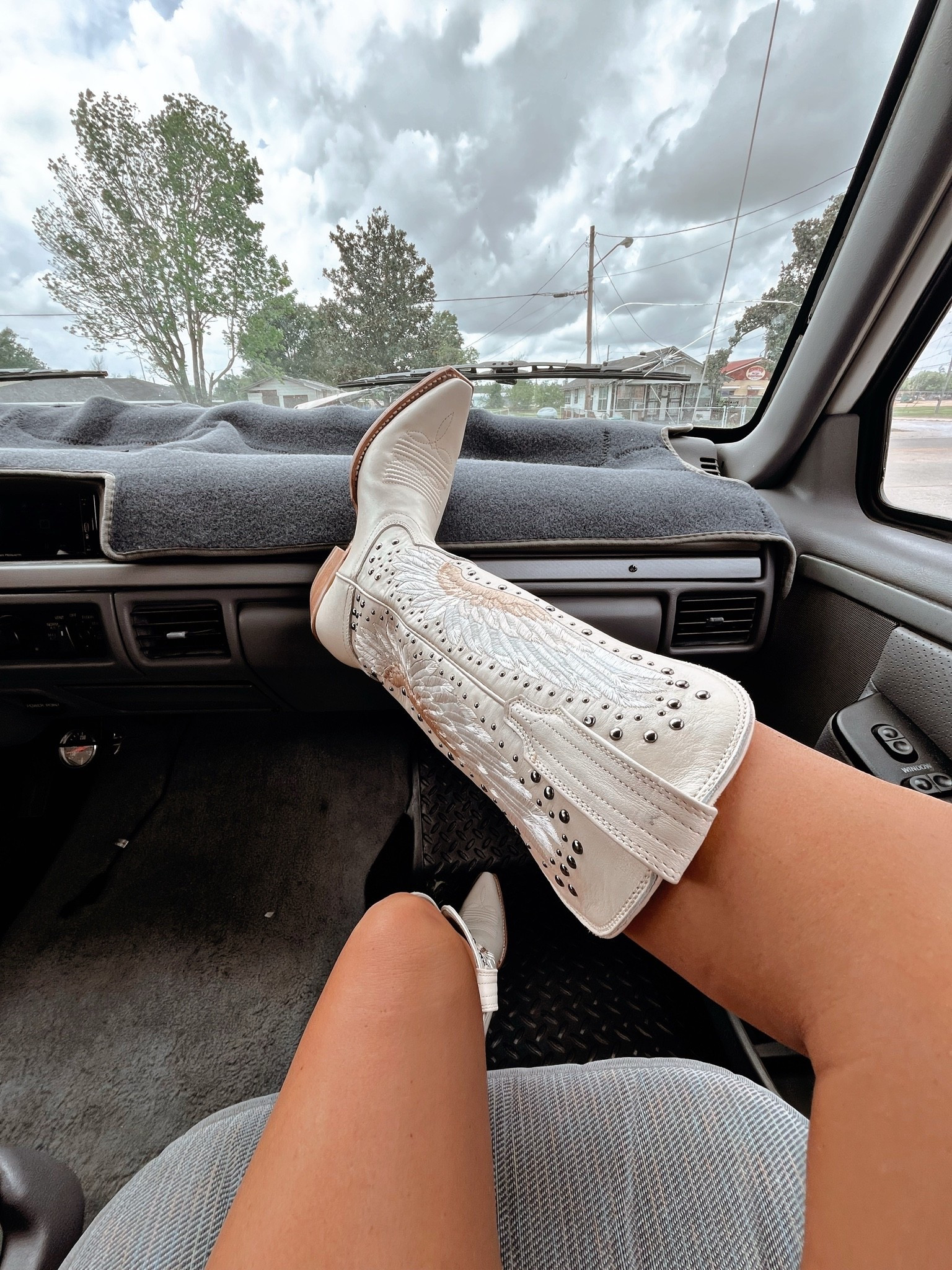 My white leather boots are 30% off today only!! 🤍

#LTKootd #LTKSaleAlert