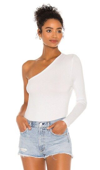 525 One Shoulder Top in White. - size S (also in L, M, XS) | Revolve Clothing (Global)