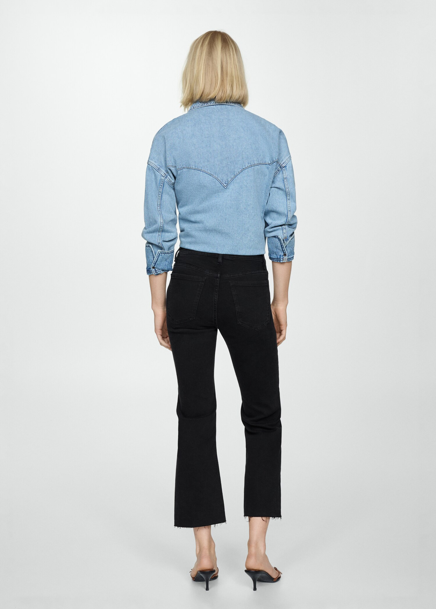 Sienna flared cropped jeans - Women | MANGO USA | Mango (US/MX/AU)