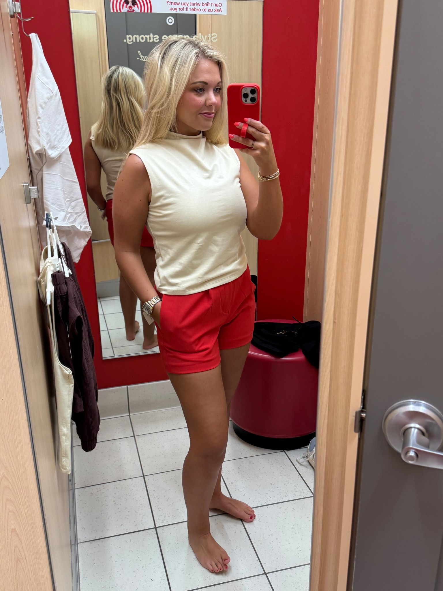 How cute are these shorts from Target?? Wearing a size 6, my true size. Comes in multiple colors.
I’m wearing a Medium in the tank

#LTKStyleTip #LTKFindsUnder50
