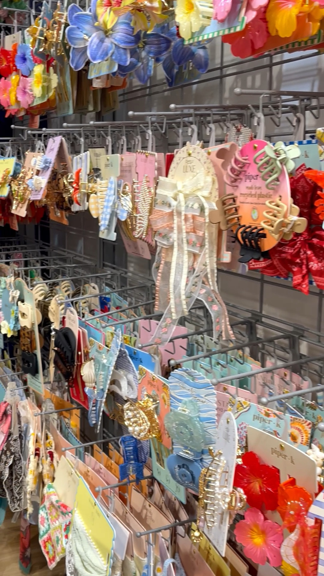 Hair accessories so many cute finds got some had so many options. @Marshalls it’s your store if you want some fashion styles especially hair accessories! RUNNN 


#hairaccessory #summerhairstyles #marshalls #fashion #hairstyle #hairclaw #hairclips #hair

#LTKootd #LTKgrwm #LTKselfcare