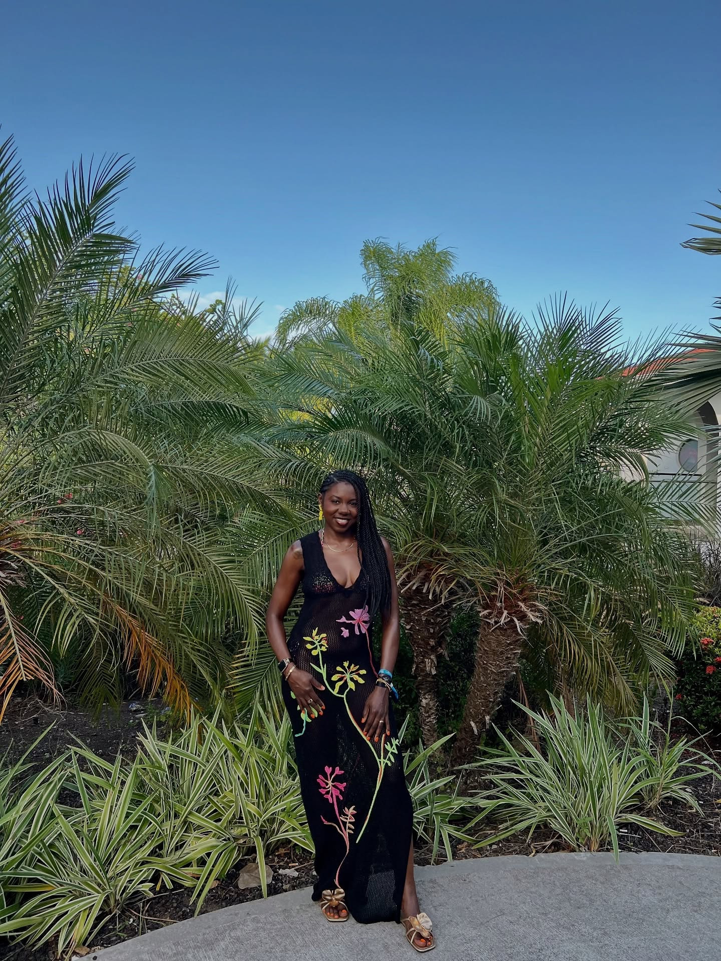 Grenada 🇬🇩 

Surrounded by green, but I’m the real scene 🙂‍↔️

Dress: TopShop
Shoes: SHEIN
Purse: Amazon (not pictured, but listed LTK)

—
—
#grenada🇬🇩 #traveltheworld🌍 #spiceisland #beachootd