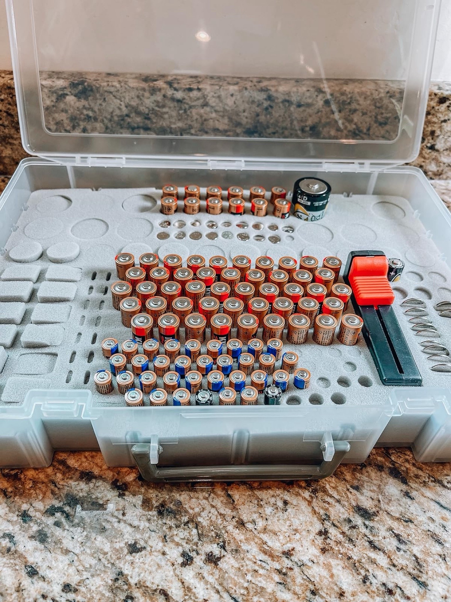 Battery storage case

#LTKSeasonal #LTKHoliday #LTKGiftGuide