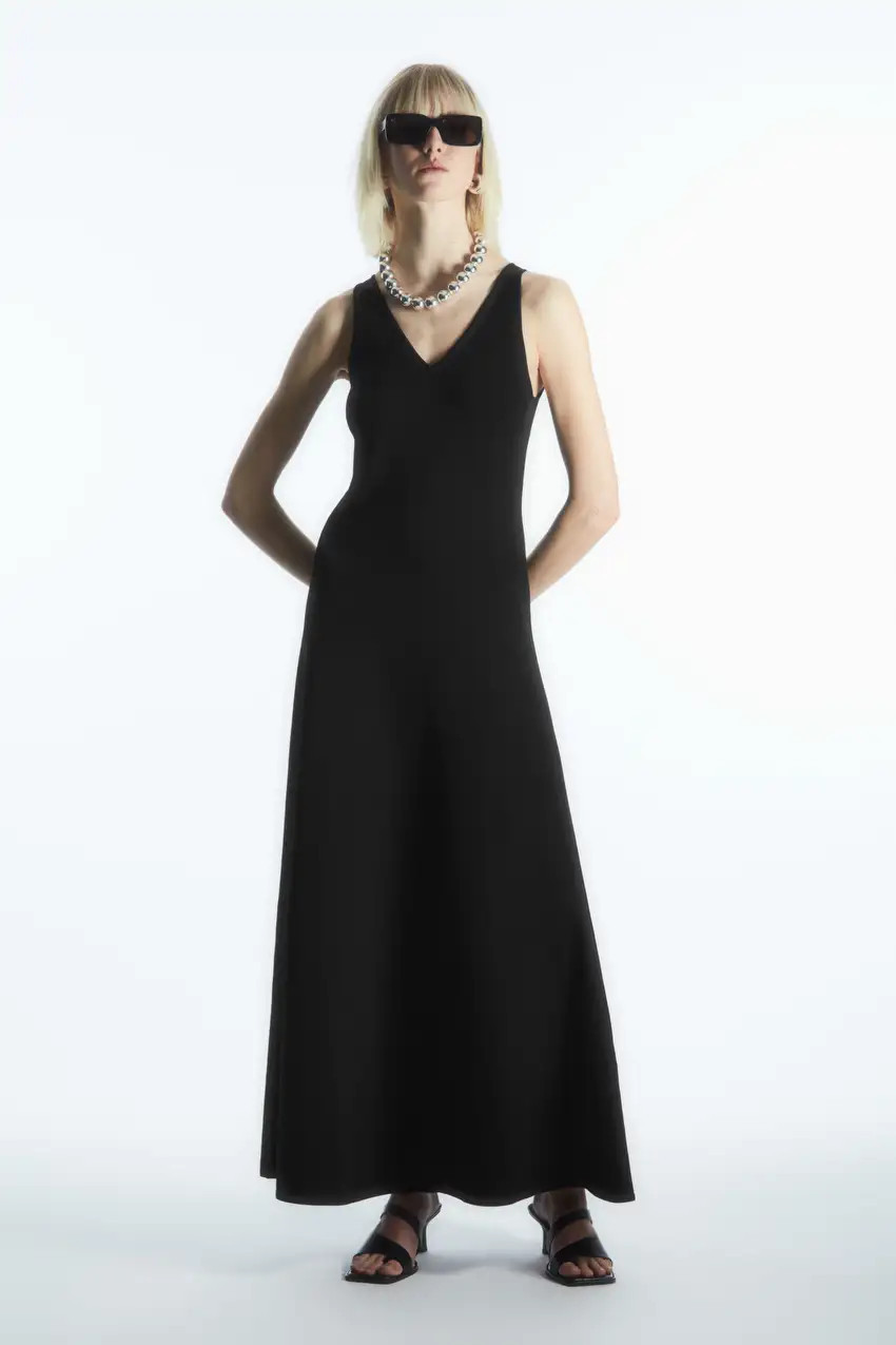 V-NECK KNITTED MAXI DRESS | COS UK