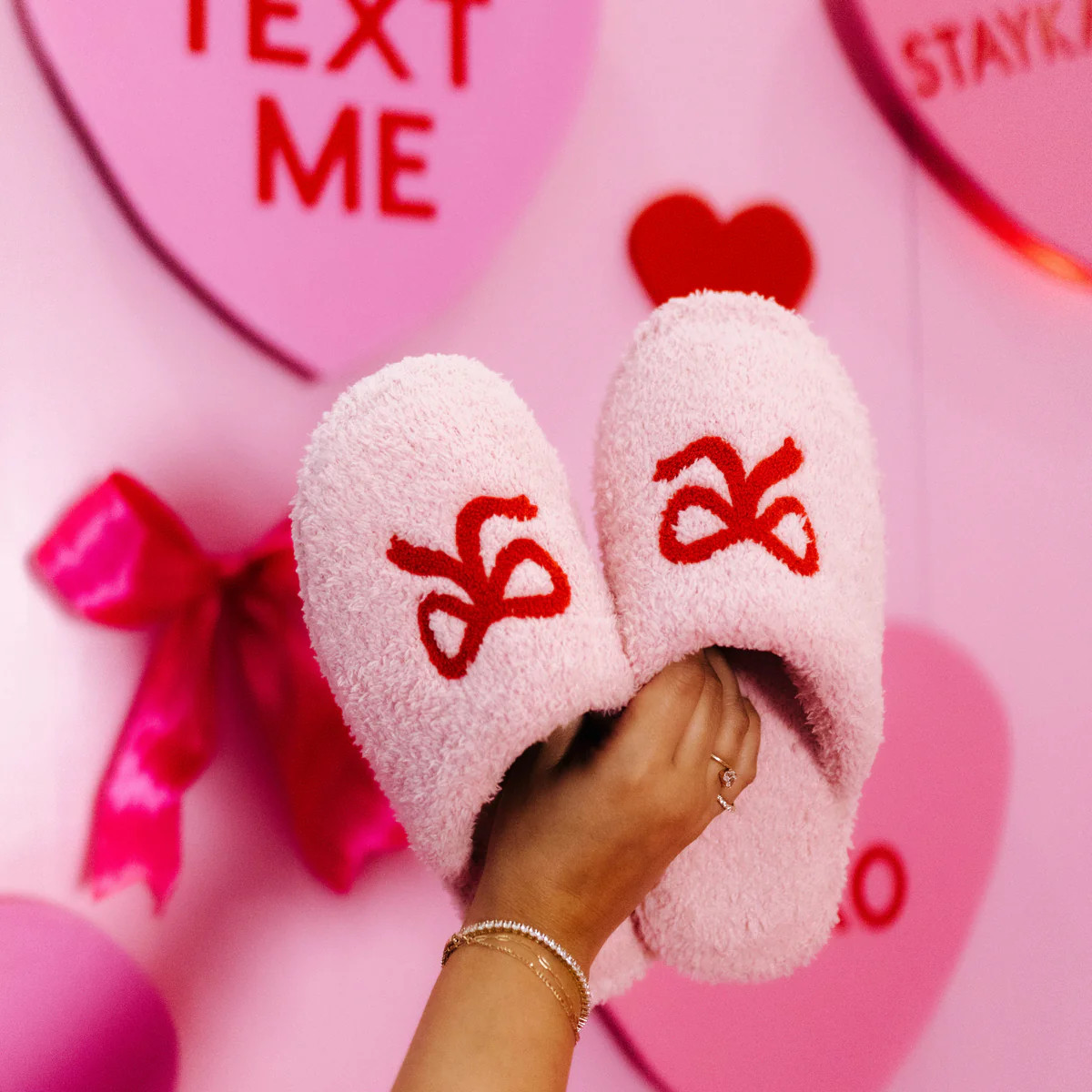 Pink Bow Slippers | Staykation