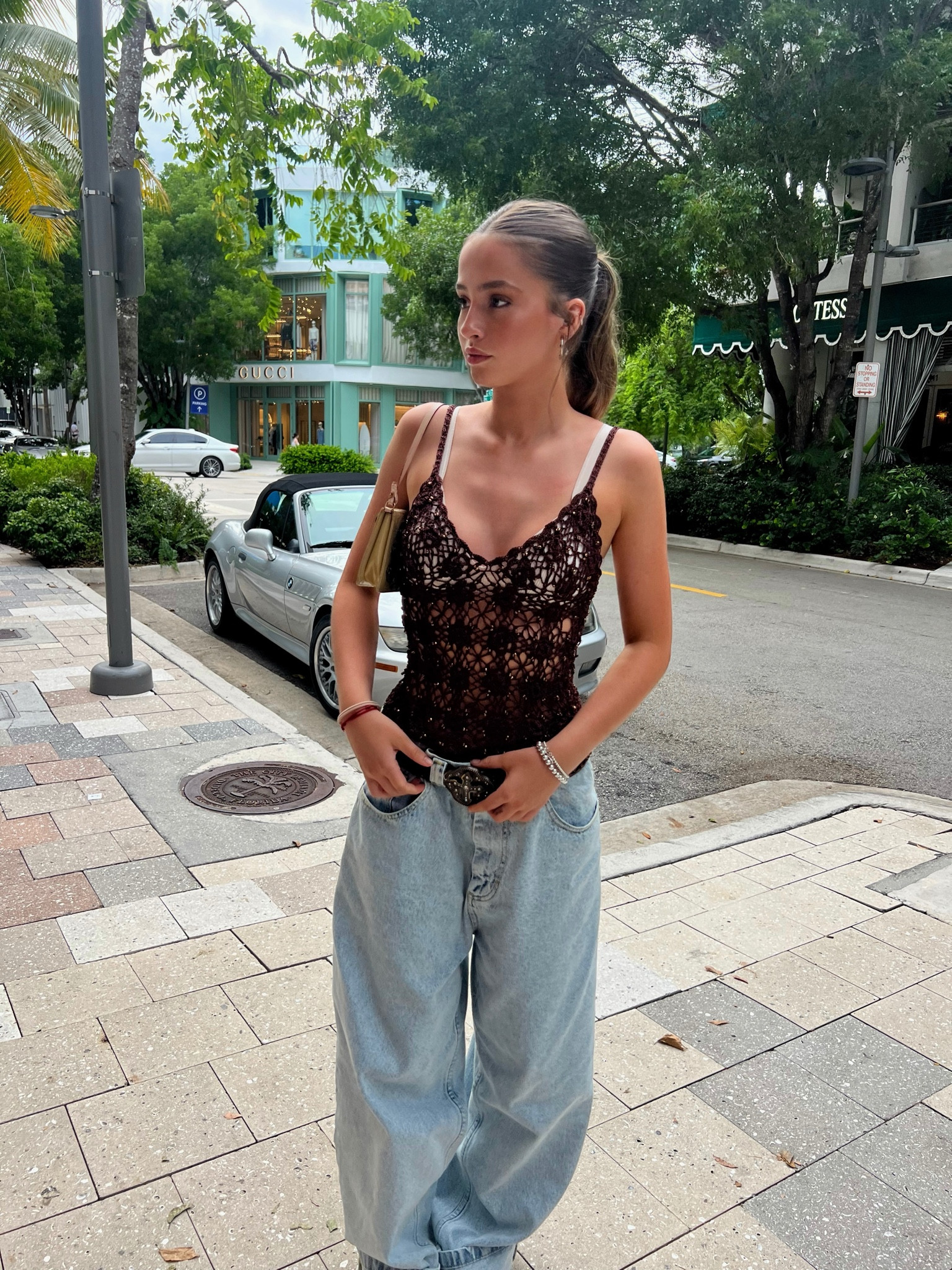 strollin around 
- Frankie’s Bikinis top 
- Vintage LV bag 
- Big Boy jeans 