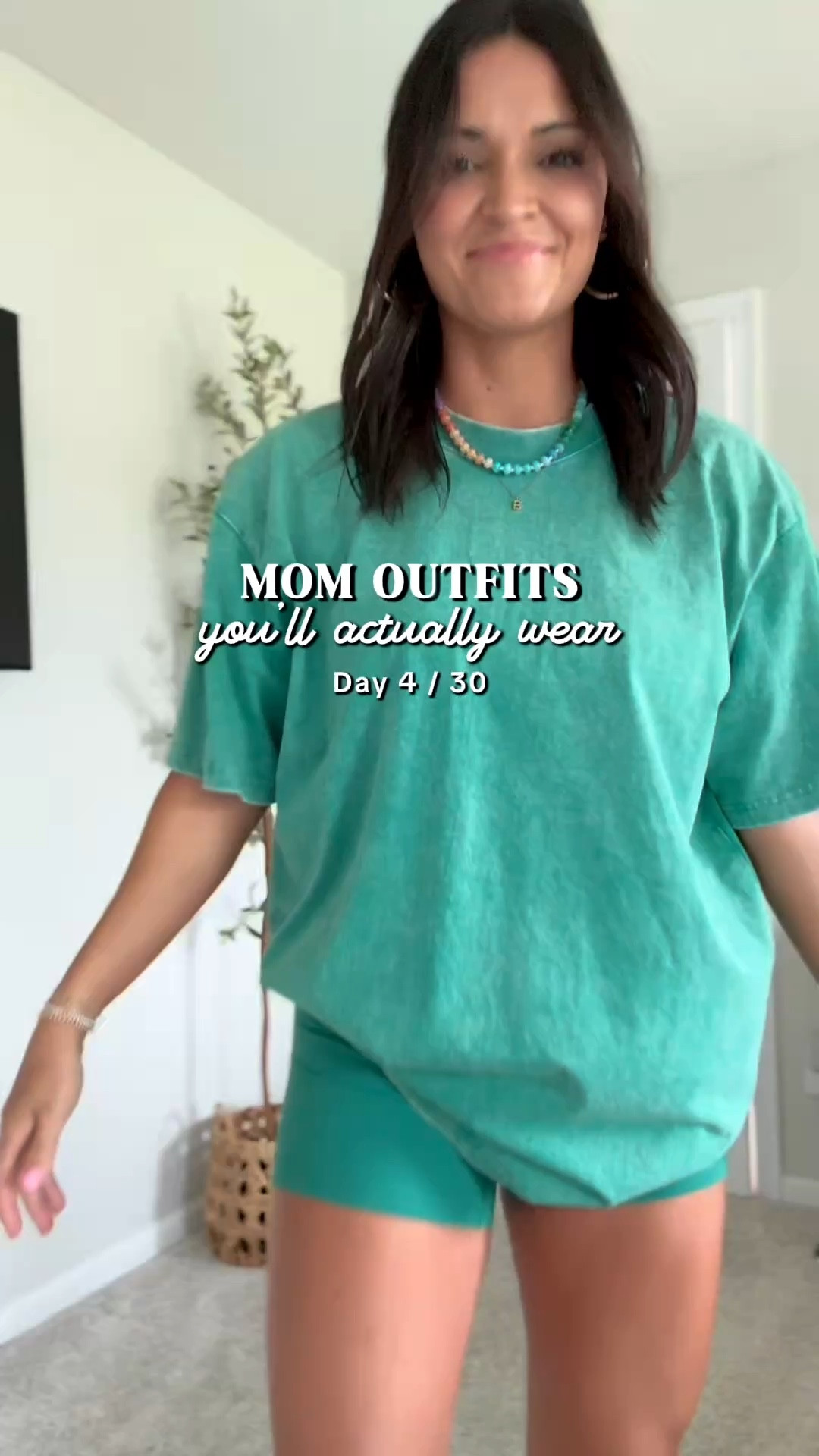Easily one of my favorite biker shorts outfits & it’s under $40!! 