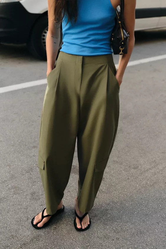 PLEATED TROUSERS WITH BELT LOOP AT THE BACK | Zara UK