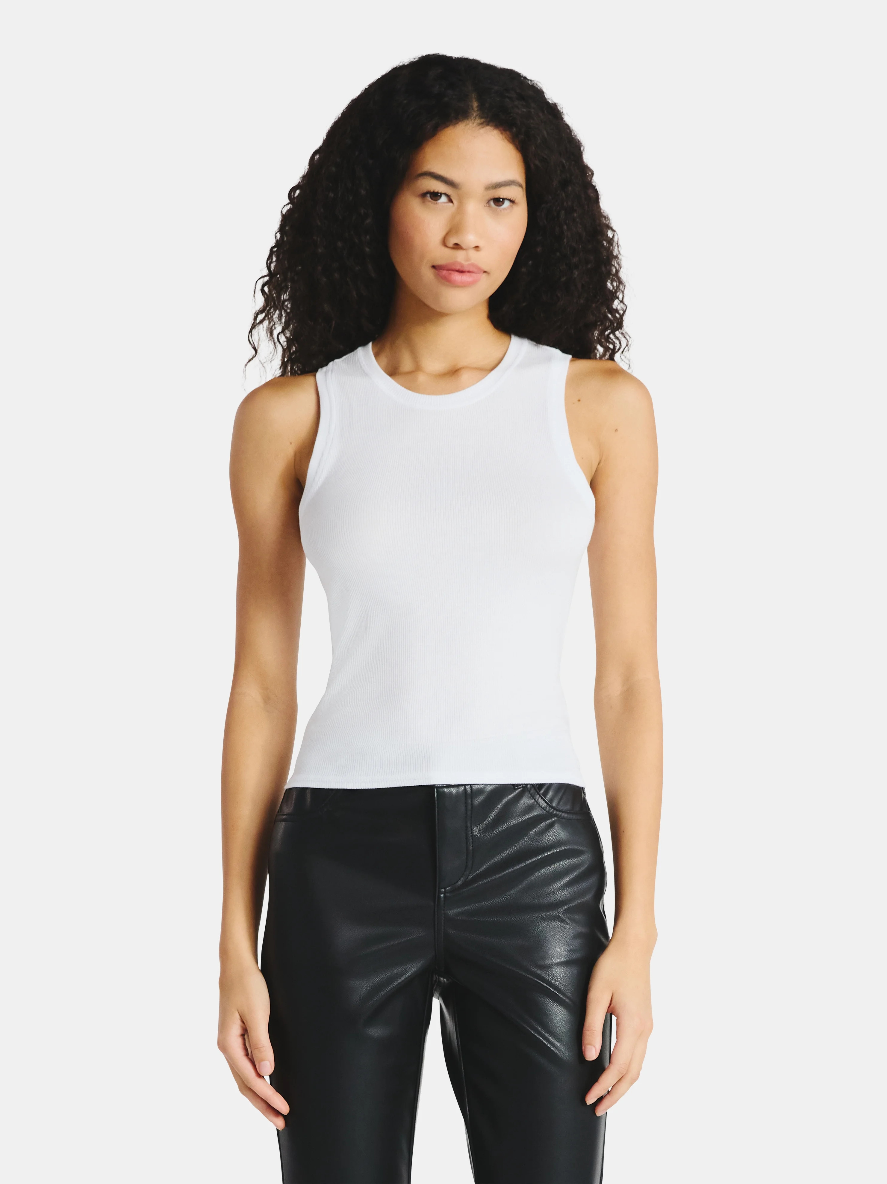 No Boundaries Fitted Crewneck Tank Top, Women’s | Walmart (US)