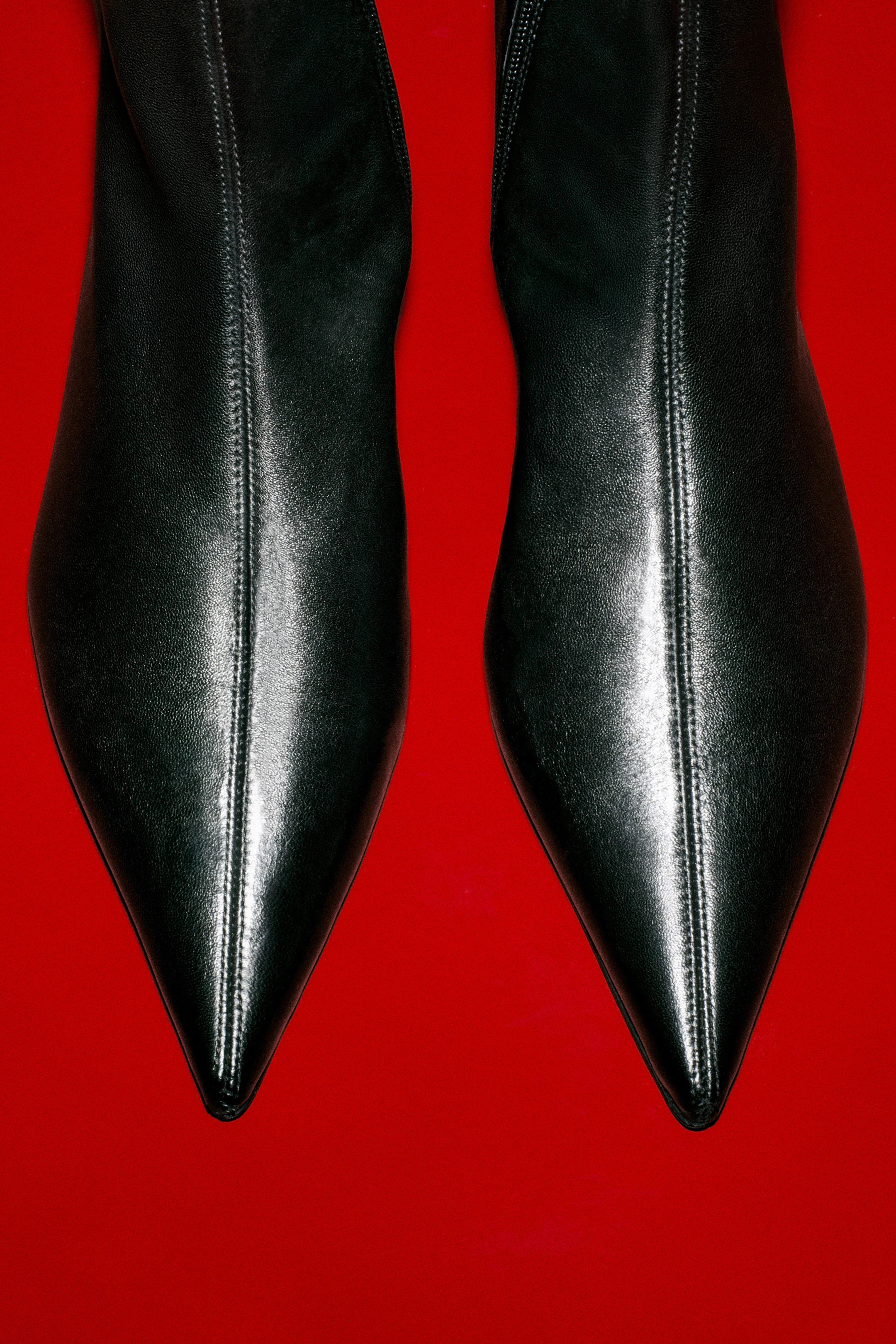 POINTED LEATHER SOCK BOOTS - BLACK | COS PT | COS (EU)