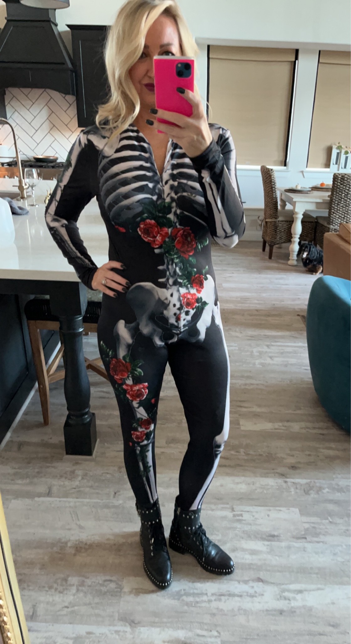 Spooky scary skeleton’s!!

#LTKunder50 #LTKSeasonal #LTKHalloween