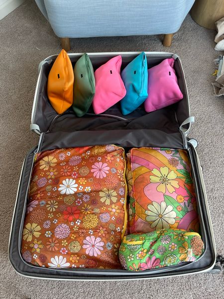 Cutest packing cubes and they fit so much!

#LTKhome #LTKSeasonal #LTKtravel