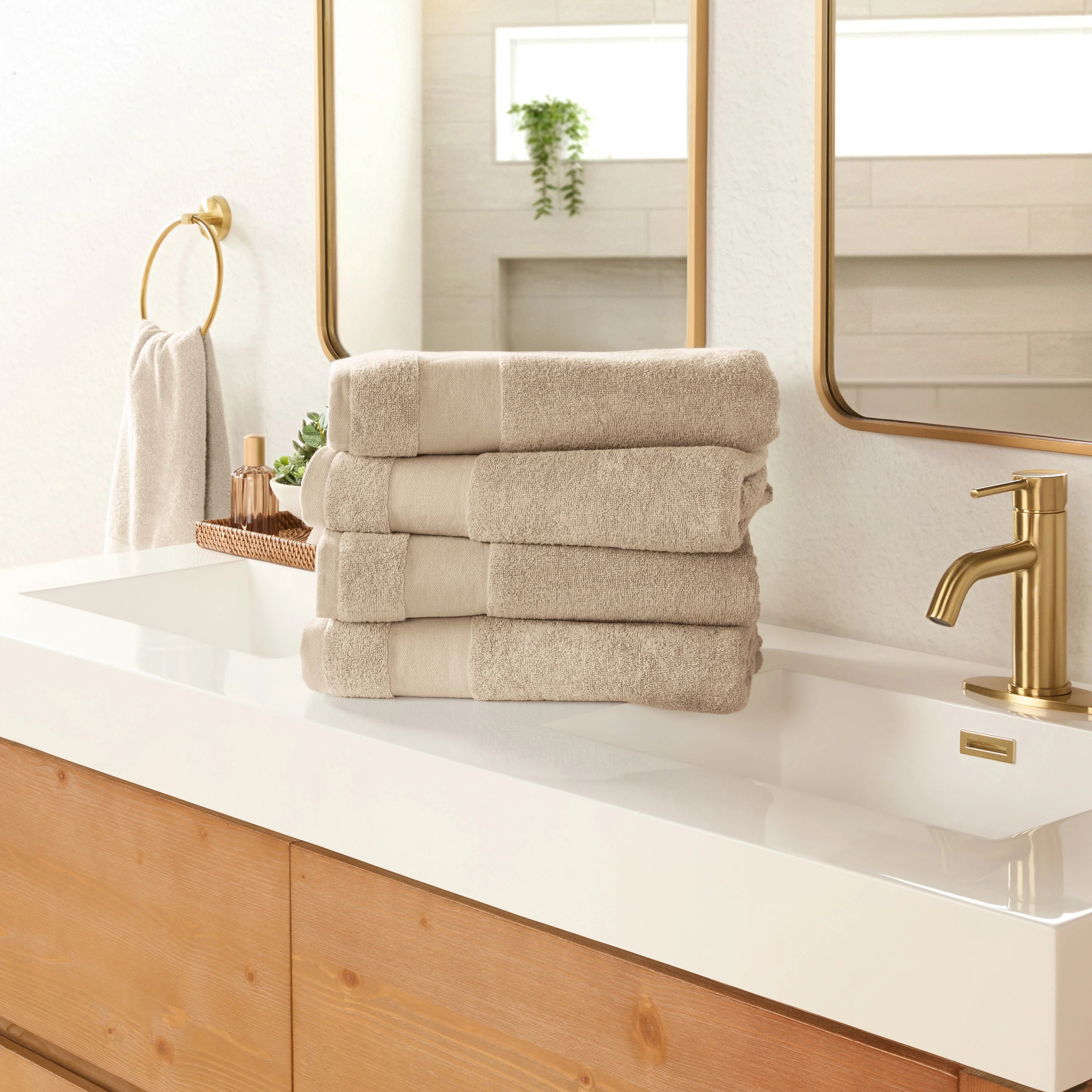 Ultra Soft 100% Cotton 4-Piece Bath Towel Set | Linens & Hutch | Linens and Hutch