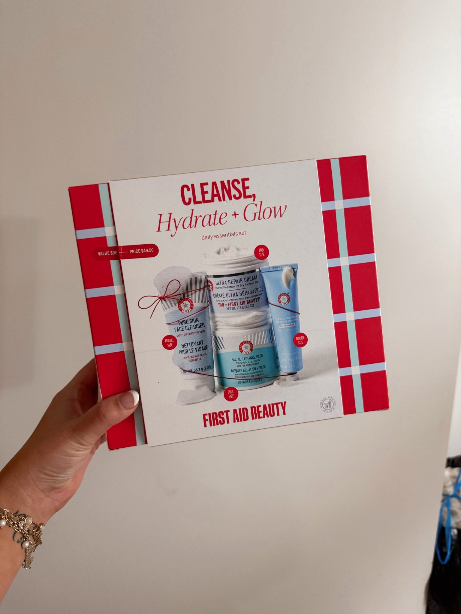 my kind of holiday bundle😍❄️

#LTKGiftGuide #LTKCyberWeek #LTKHoliday