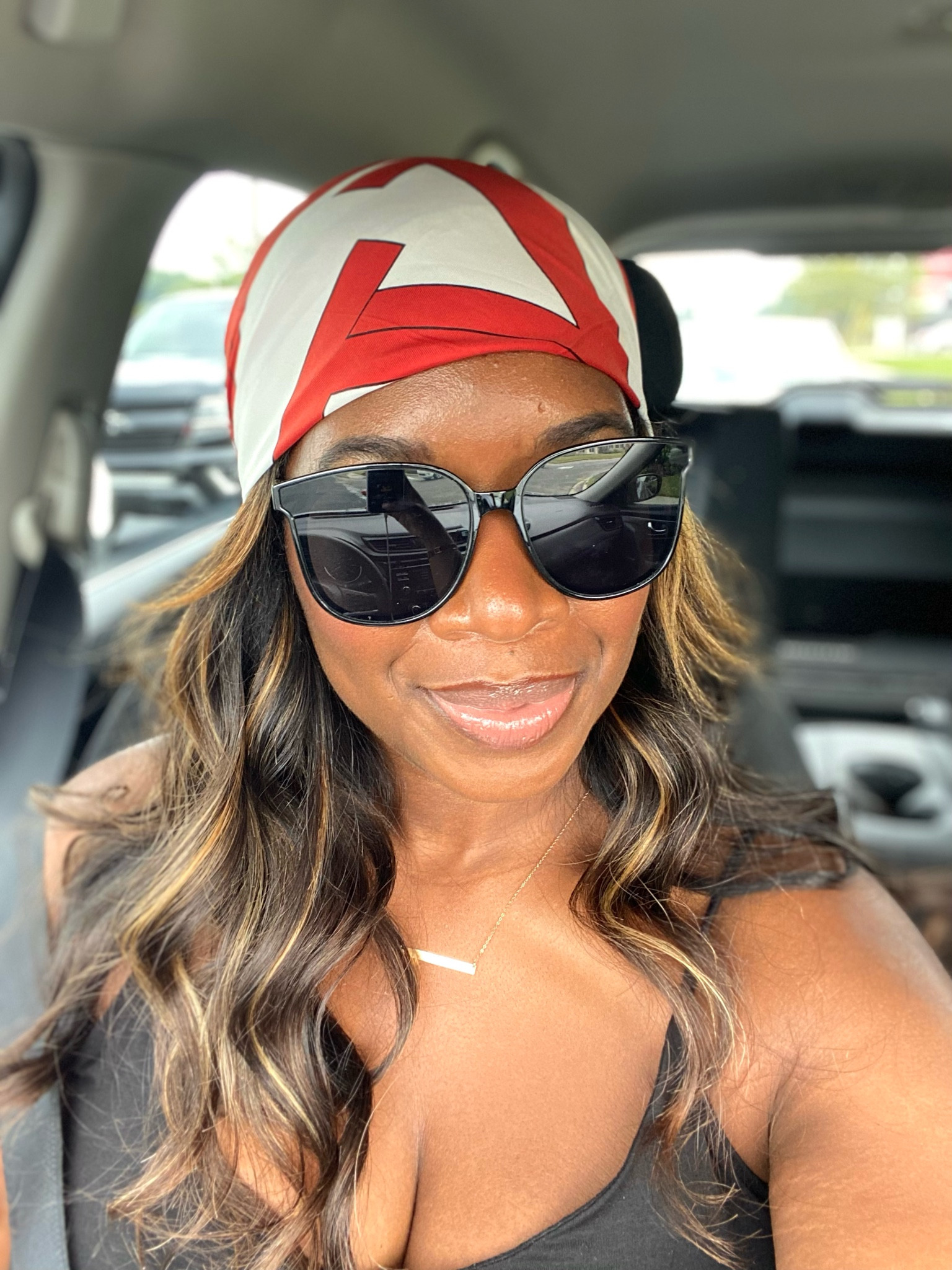 My favorite Amazon sunnies 😎

#LTKFindsUnder50 #LTKStyleTip #LTKMidsize