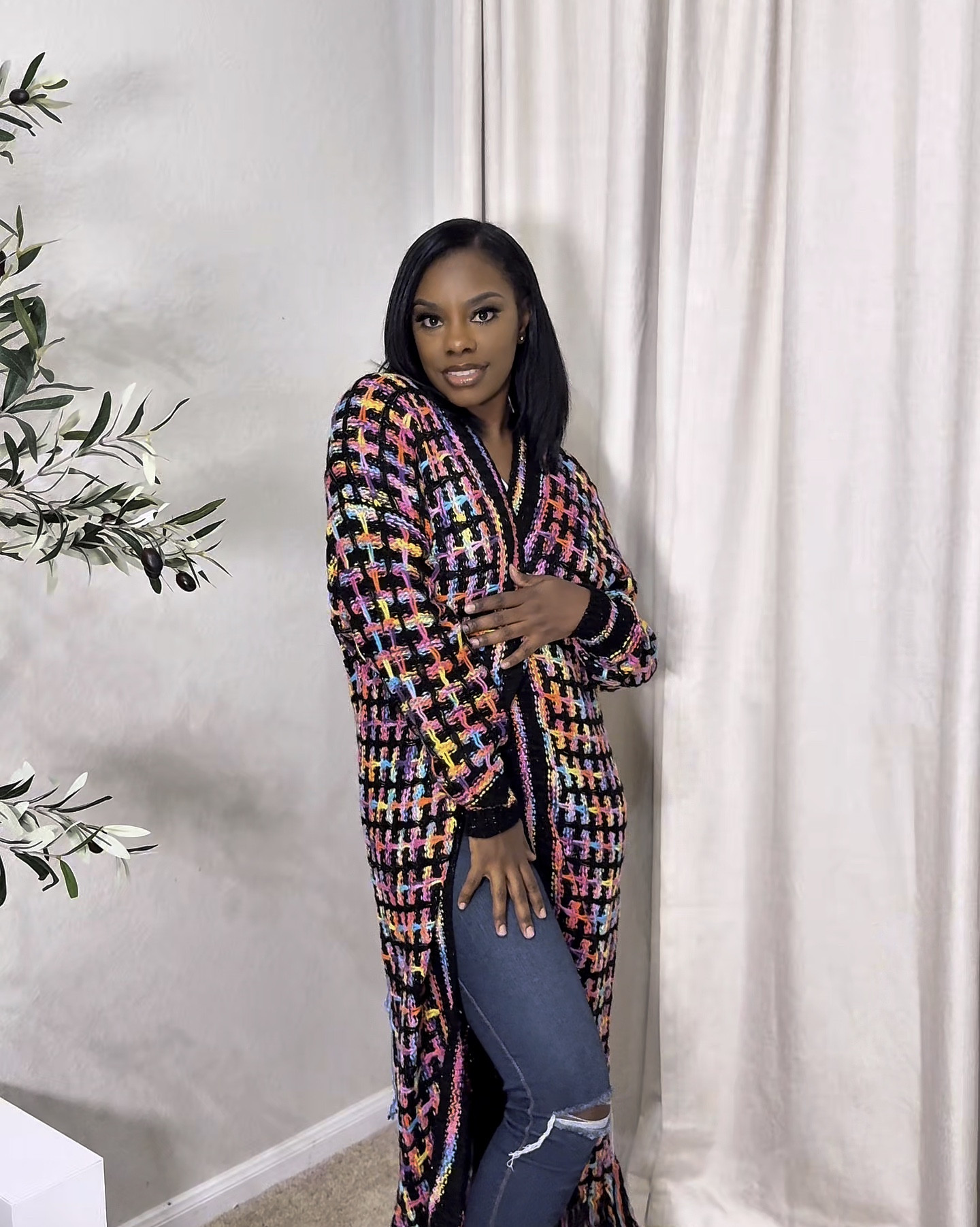 It’s officially cardigan season, babes!! 🍂

I’ve rounded up some of my absolute favs that are perfect for your next outing (because who doesn't love a cute cardigan?🧣🤎🤏🏾 

Even though Houston’s still over here pretending it’s 90° out, we all know better time to plan ahead, because fall is coming… eventually 😂