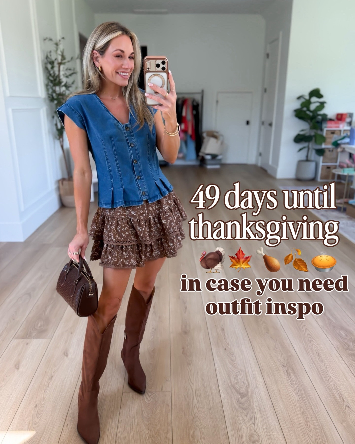 49 days until Thanksgiving 🍗🥧 so many cute outfits that would be perfect to wear for Thanksgiving! Pretty dresses, cute skirts, comfortable denim, fav leggings, soft sweaters and even comfy sets and casual outfits!