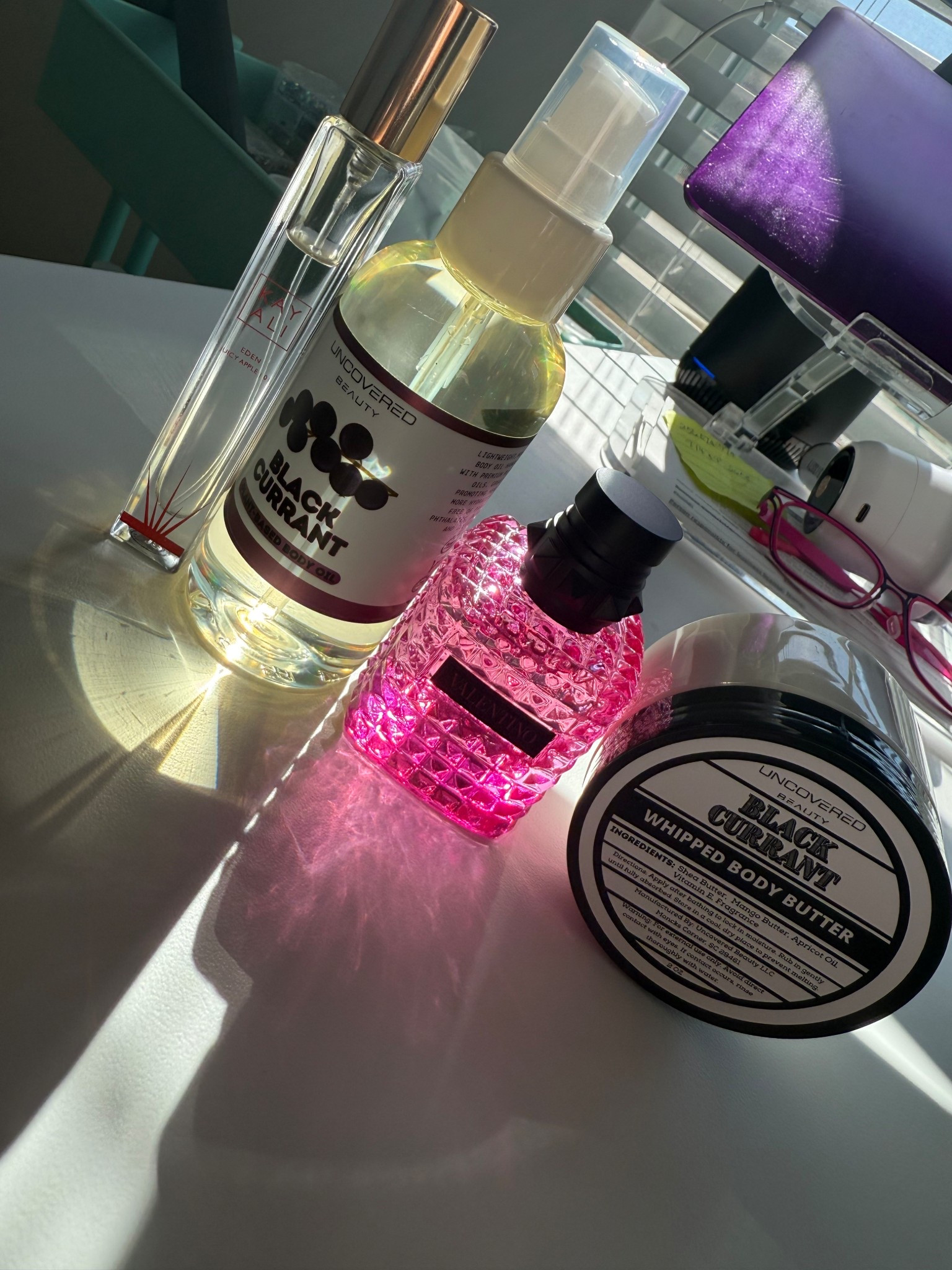 💜🩷I SMELL GOOD🩷💜

Happy Wednesday everyone! If you don’t have any of these….. 🗣️ADD TO CART‼️🤭

Uncovered Beauty • Black Currant
Valentino DBIR Extradose 
KayAli Eden Juicy Apple

#LTKOver40 #LTKFindsUnder100 #LTKBeauty