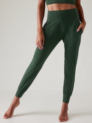 Salutation Jogger | Athleta