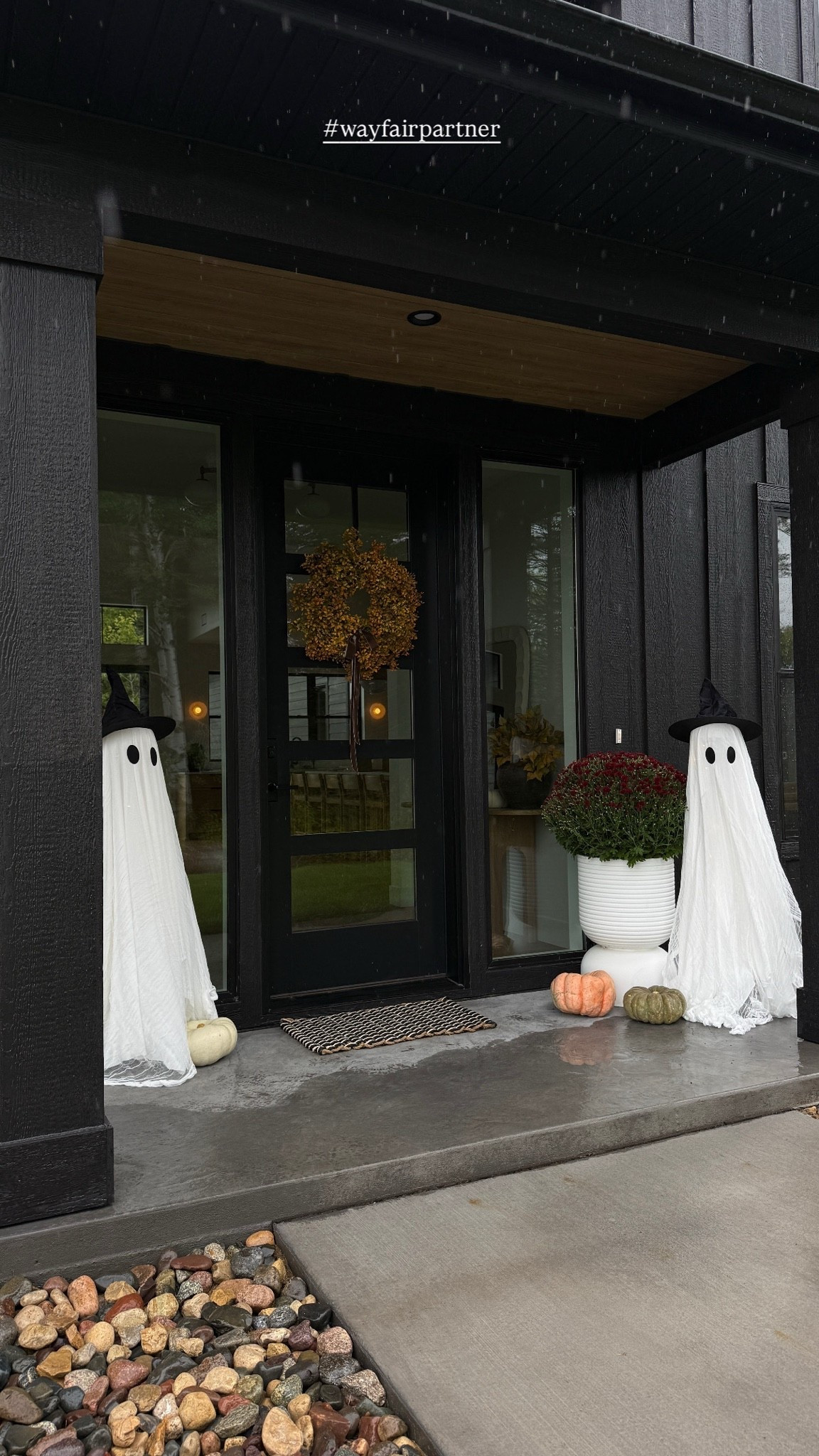 #ad Being the fun mom just got a whole lot easier. 🎃👻
Wayfair has all the Halloween decor you need to make your house extra fun this year.
  #Wayfair @wayfair #wayfairpartner

#LTKSaleAlert #LTKHome #LTKSeasonal

#LTKHome #LTKSaleAlert