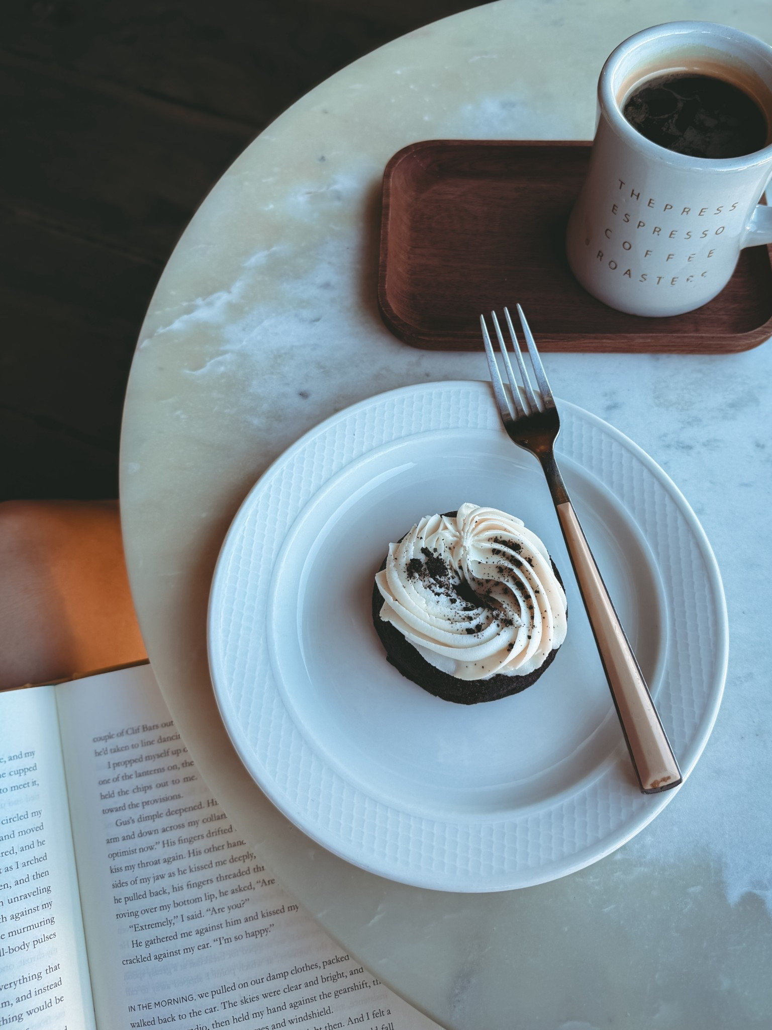 Coffee date with my book ☕️📖 💛

#LTKdayinmylife #LTKTravel