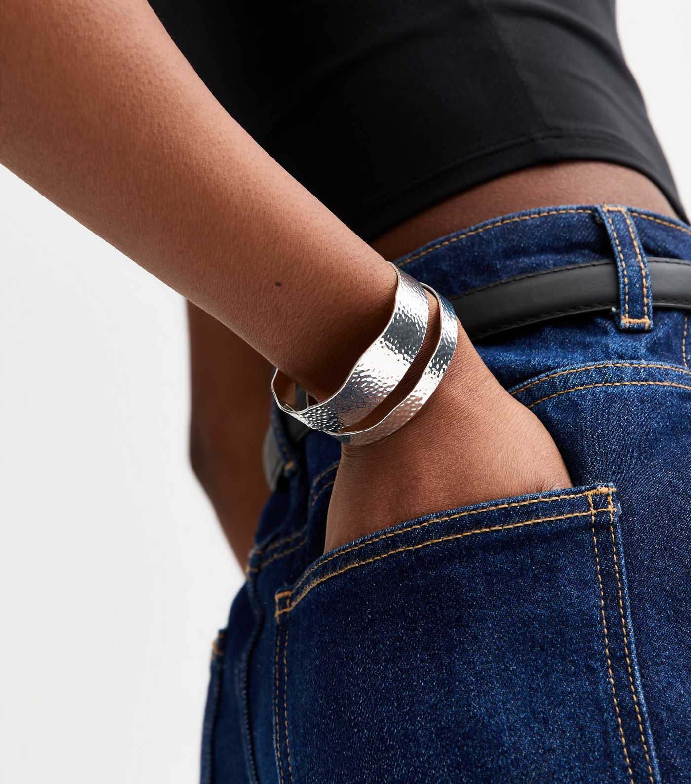 Silver Tone Hammered Texture Cut Out Cuff | New Look | New Look (UK)