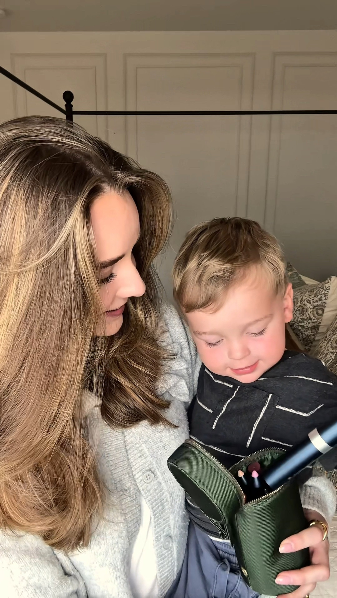 POV: you’re a busy mom and finally found a makeup kit that keeps getting ready simple 💄 This kit comes with everything you need, so your routine is faster, easier, and actually realistic. #momlife #quickmakeup #trestique #fullfacemakeup #busymomhack

Mom Makeup | Busy Mom | Mom GRWM

#LTKBeauty #LTKmomlife #LTKgrwm