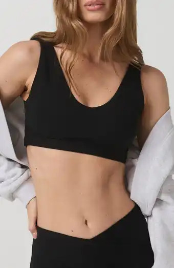 Seamless Strappy Sports Bra (Women) | Nordstrom | Nordstrom