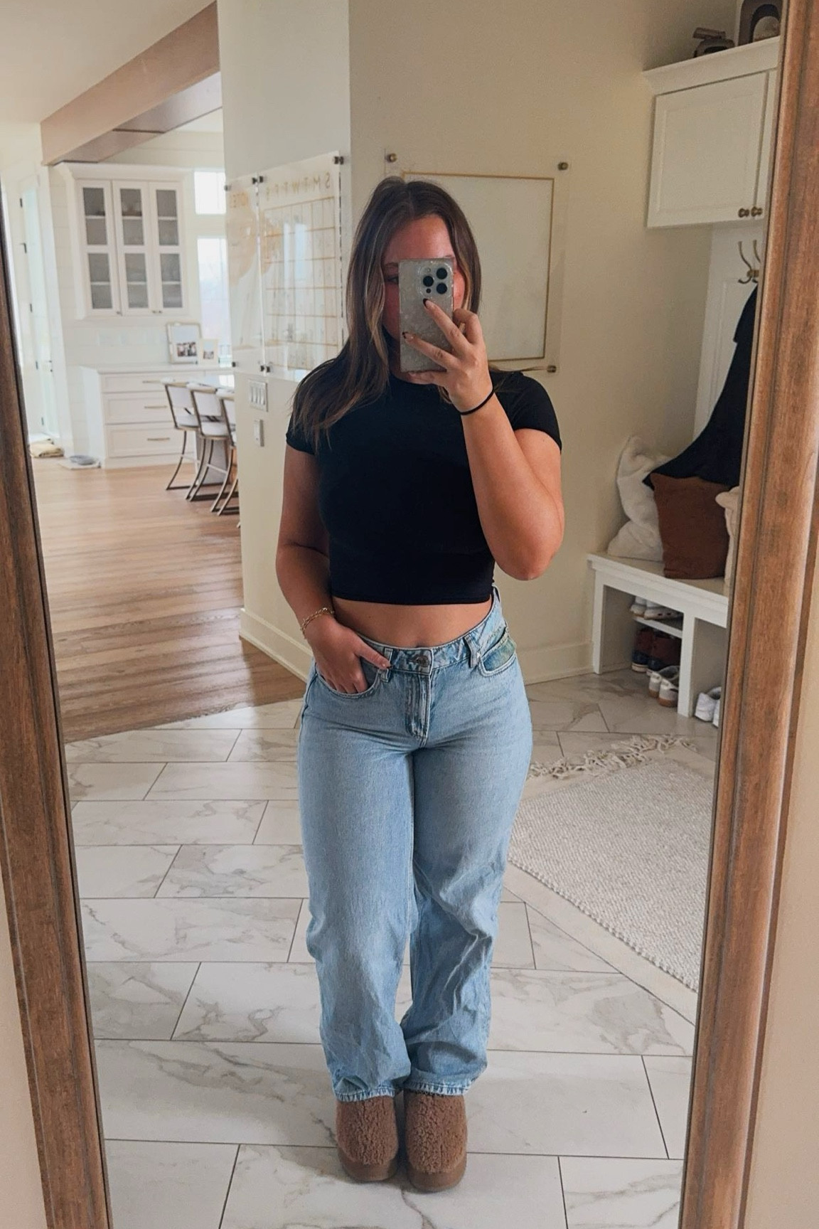 jeans kind of day✨🍒🐆