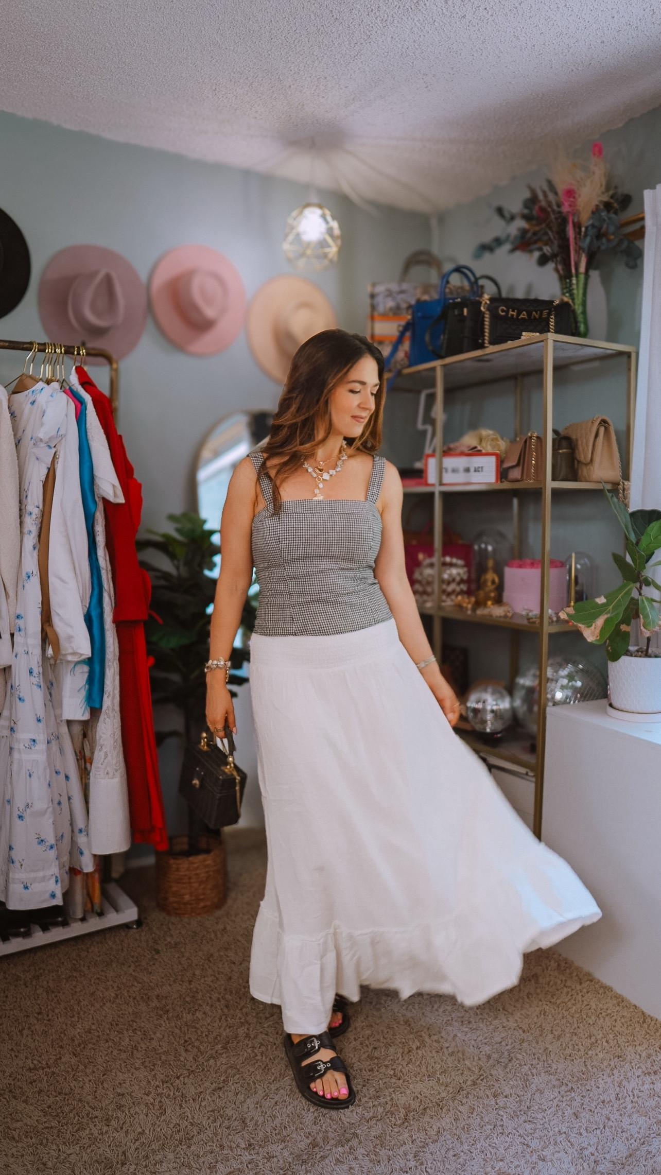 This summer outfit is all about easy elegance ☀️ — featuring a linen tank from Quince that’s a perfect affordable dupe for the viral Reformation one, and the white poplin maxi skirt of the season. Breezy, flattering, and perfect for warm weather days. I styled it with neutral accessories for a timeless, coastal-inspired vibe.
Searchable keywords: summer outfits, Reformation dupe, linen tank top, white poplin skirt, vacation outfit, coastal grandma aesthetic, quiet luxury style, feminine style, affordable summer fashion, Quince outfit, capsule wardrobe


#LTKFindsUnder50 #LTKStyleTip #LTKFindsUnder100