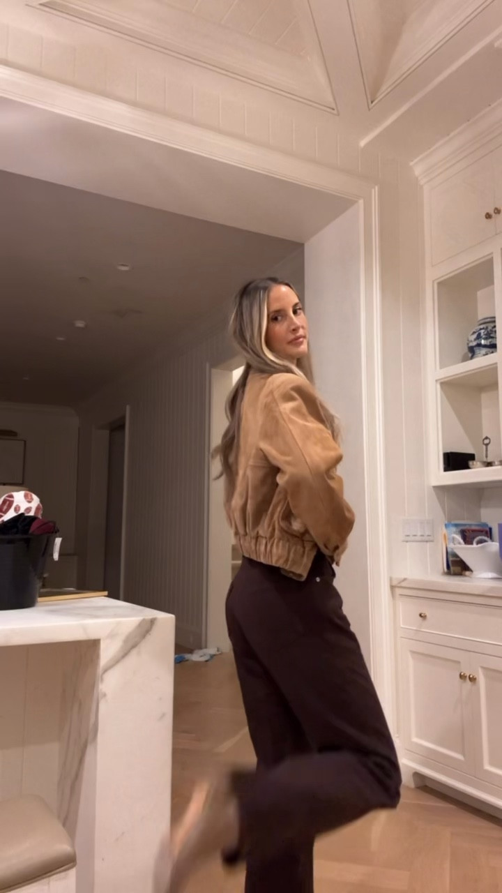 Last night’s look 🤎

#LTKStyleTip #LTKGiftGuide #LTKdayinmylife