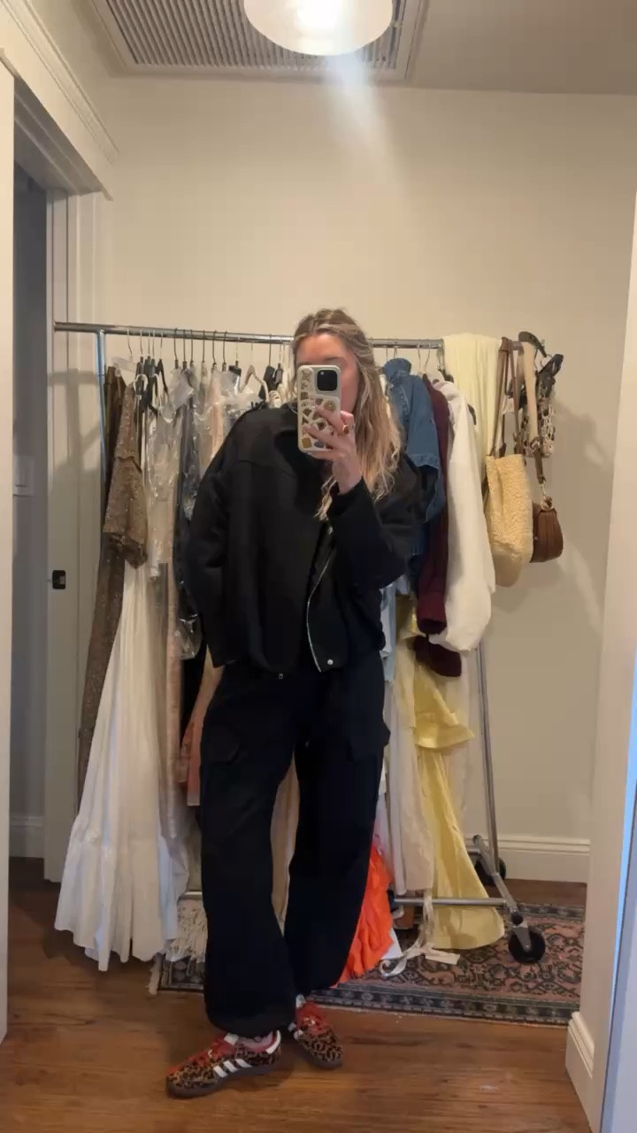 Outfit of the day! Black + leopard print 🖤🐆

#LTKootd